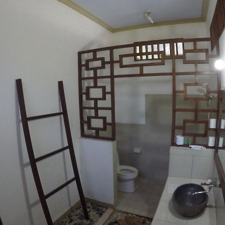 Gili Smile Bungalow Gili Trawangan Exterior photo