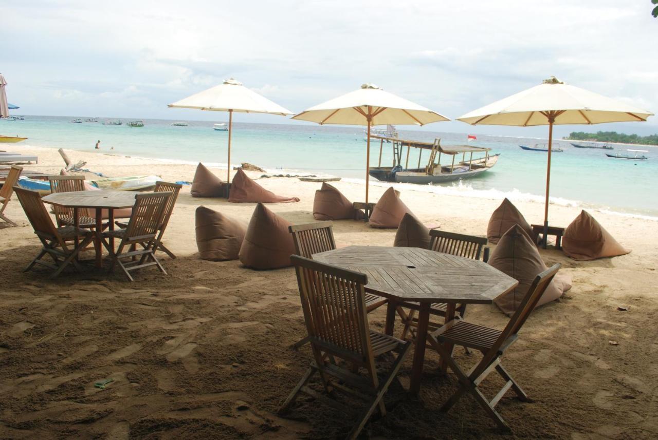 Gili Smile Bungalow Gili Trawangan Exterior photo