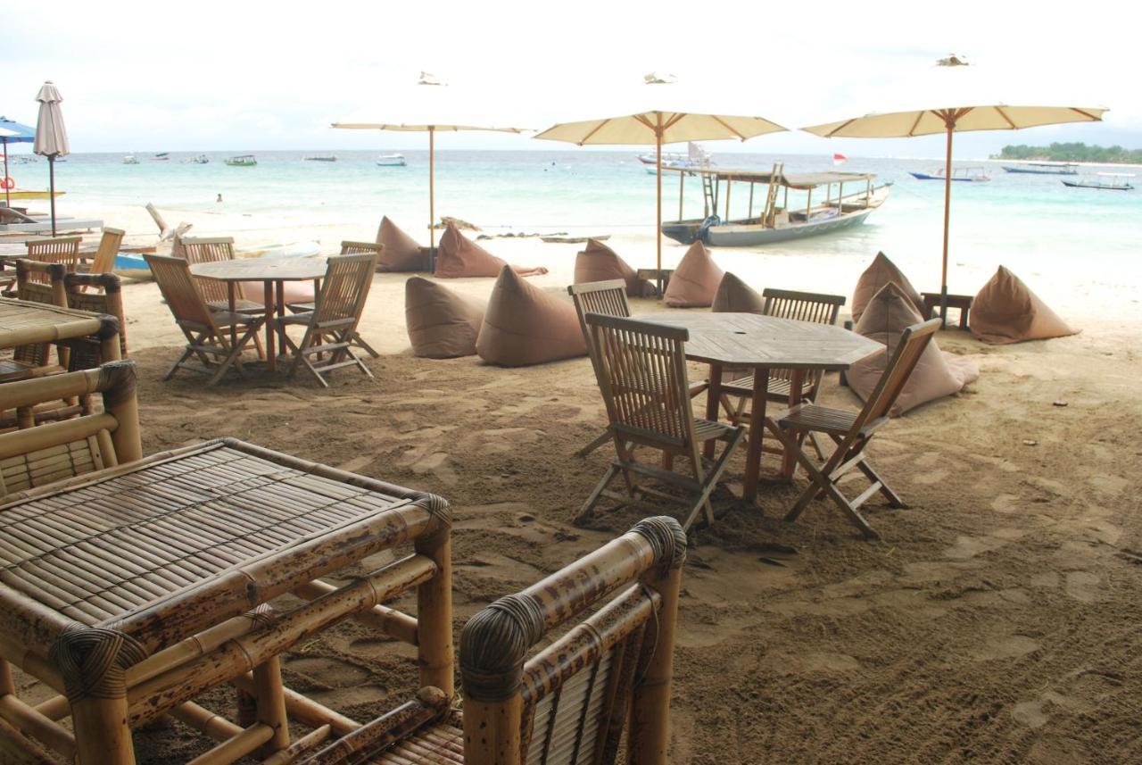 Gili Smile Bungalow Gili Trawangan Exterior photo