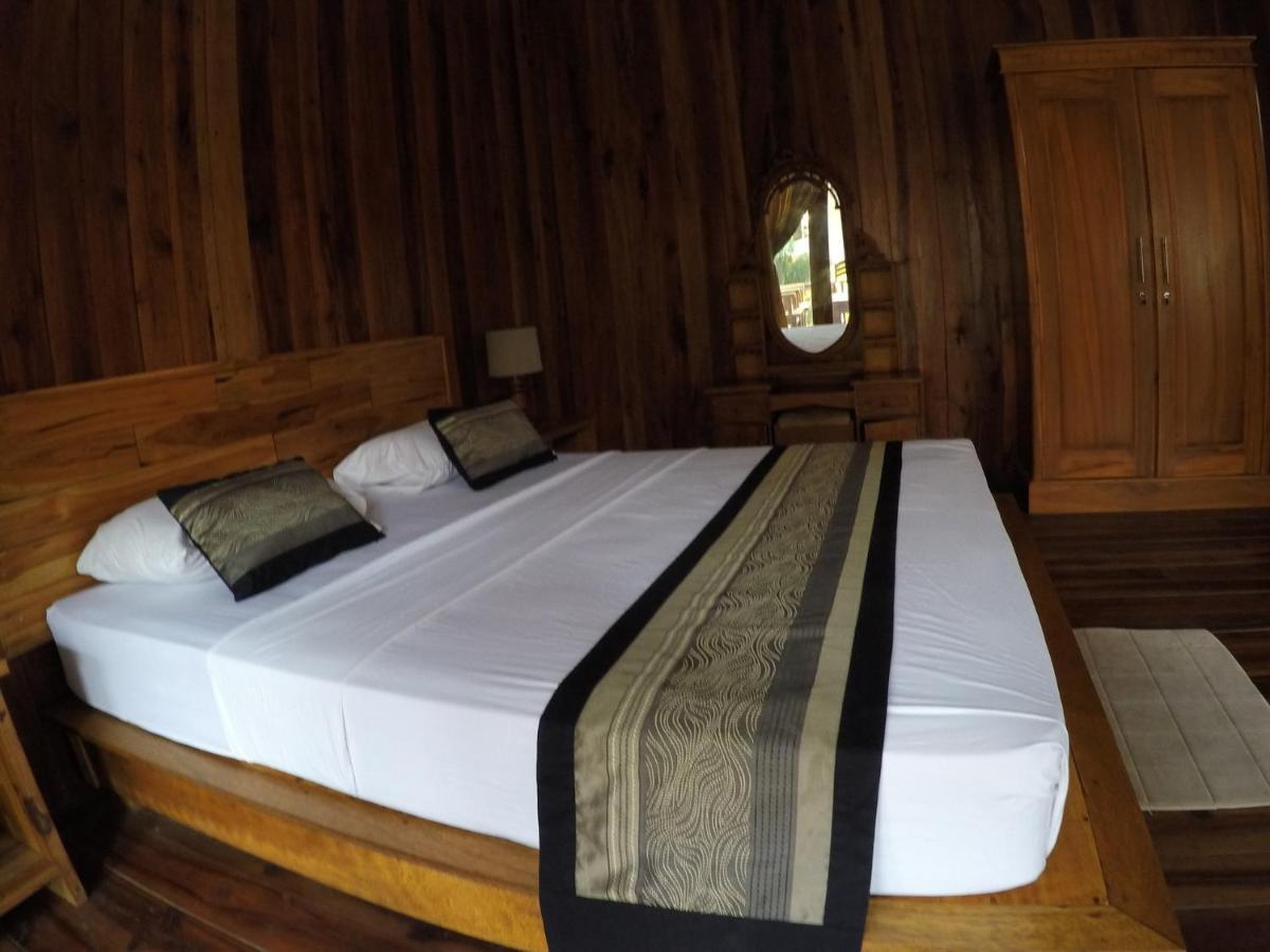 Gili Smile Bungalow Gili Trawangan Exterior photo