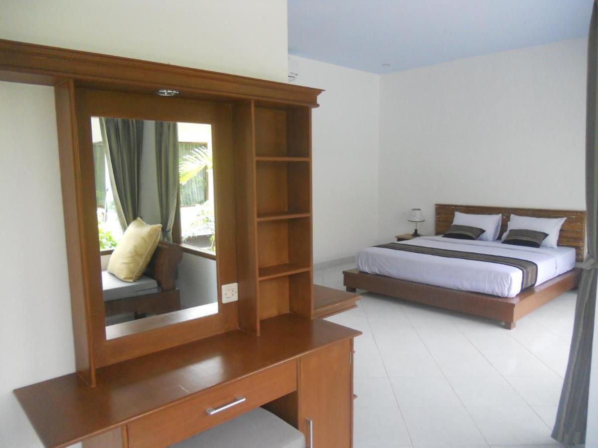 Gili Smile Bungalow Gili Trawangan Exterior photo